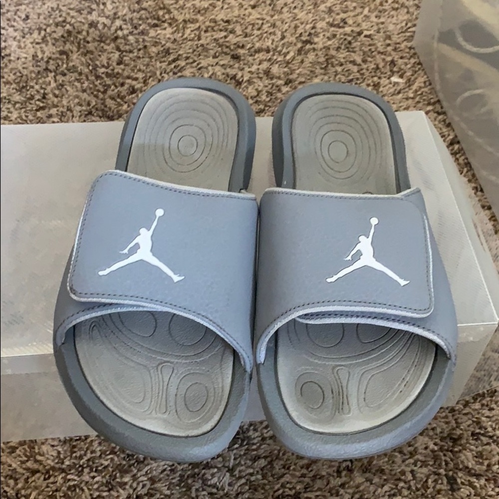 JORDAN SANDALS